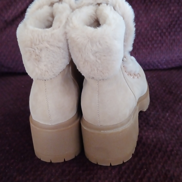 A New Day Women's Betsy Faux Fur Suede Hiking Boots  Size 7.5   NWOT - Picture 5 of 8